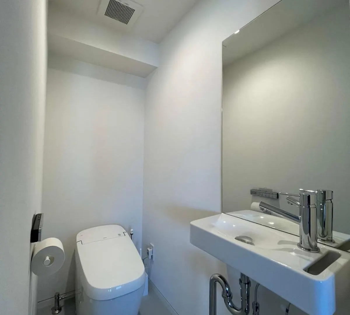 Bhotel Nekoyard - Scenic Penthouse Studio With Jacuzzi & Spacious Terrace Hirošima