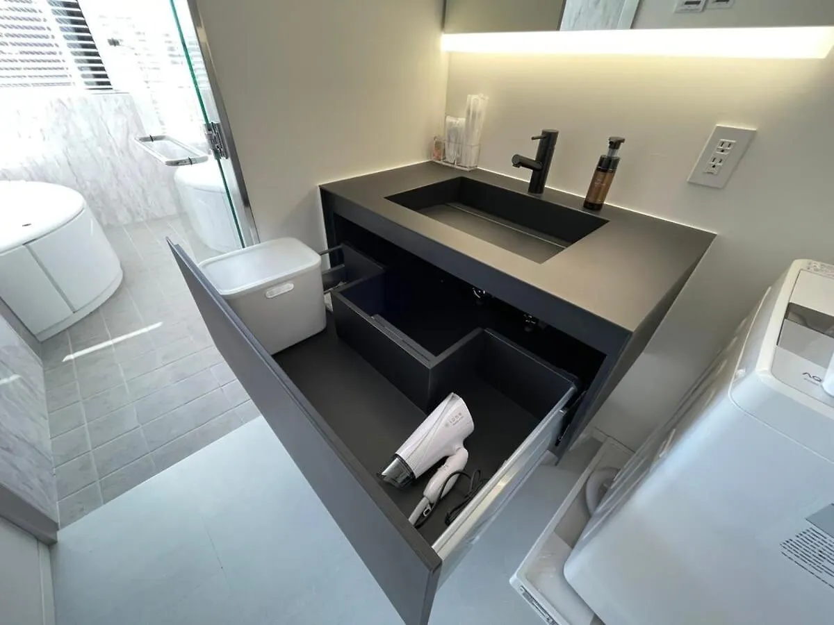 Bhotel Nekoyard - Scenic Penthouse Studio With Jacuzzi & Spacious Terrace Hirošima Japonsko
